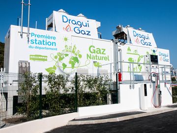 PIZZORNO Environnement inaugure la première station GNV du Var